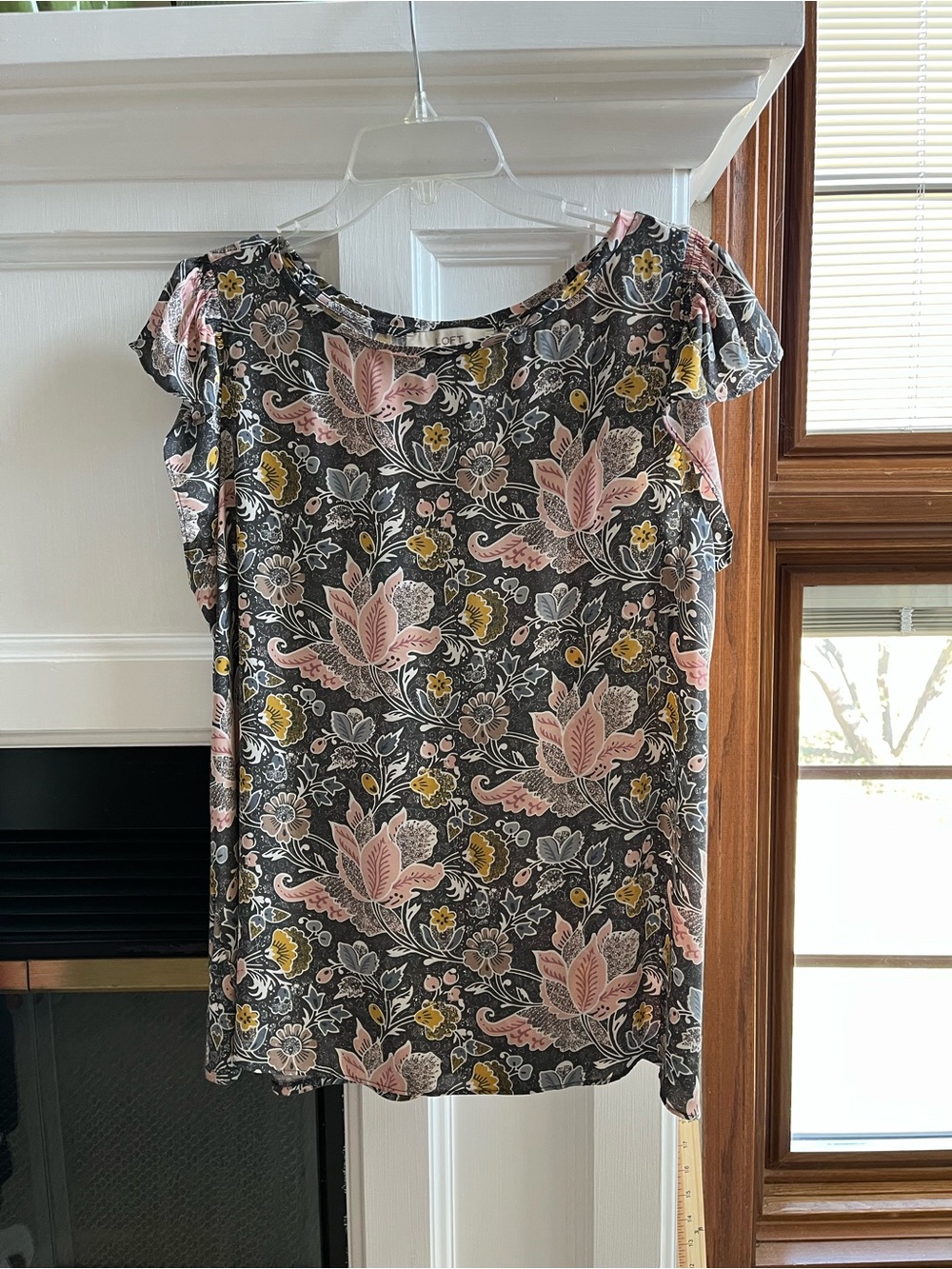 LOFT Pink and Gray Floral Short Sleeve Blouse